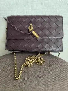 BOTTEGA VENETA パンチングレザーワンショルダーバッグ ホーボー型 
