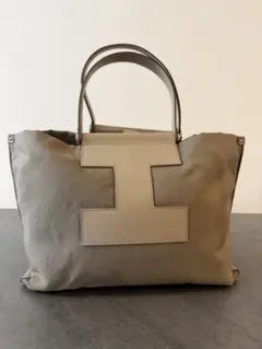 【極美品】【IACUCCI】シボ革　オールレザー　２WAYショルダートートバッグ 組曲 【2WAY】IACUCCIレザーハンド バッグ （グレー系） -靴