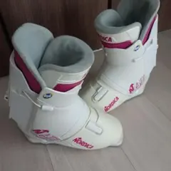 子ども用スキーブーツ　NORDICA. N617 23.5cm