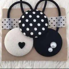 くるみボタン　ハンドメイド　ヘアゴム