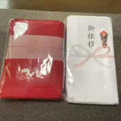 赤と白のフェイスタオルセット