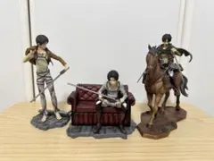 進撃の巨人 フィギュア 一番くじ 3体セット（バラ売り不可）