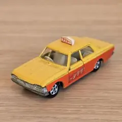 トミカ】No.28 トヨタ クラウン タクシー 1Aホイール 日本製 - メルカリ