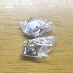 めじるしアクセサリー　サンリオ　 オールスターズpart2 しろうさ　くろうさのサムネイル