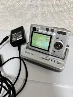 CASIO EXILIM EX-Z30 デジタルカメラ 本体 充電器付