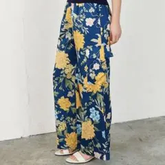 manipuri マニプリ ボタニカル柄 イージーパンツ - メルカリ