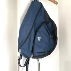アディダス adidas ワンショルダーバック スリングバッグ y2k テック 00s adidas ワンショルダーバッグ y2k テック系 スリングバッグ