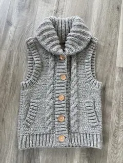 アーバンリサーチ　ケーブル編み ニットベスト　ペルーニット