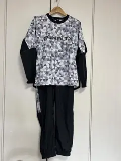 Item thumbnail for item 9c98268d-1fcb-42da-a407-39b3c403edd0