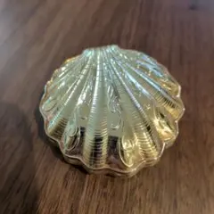 Les Merveilleuses LADUREE シェル型 フェイスパウダーのサムネイル