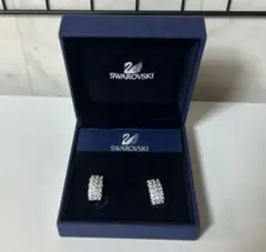 スワロフスキー クリスタル パヴェ イヤリング シルバー フープ 箱付