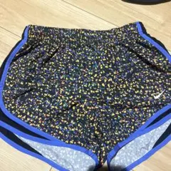 Nike DRI-FIT カラフルドットショートパンツ S