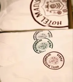 今期新作　限定　マディソンブルー　Tシャツ　新品のサムネイル