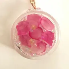 ピンク琥珀糖レジンチャーム キーホルダーハンドメイド