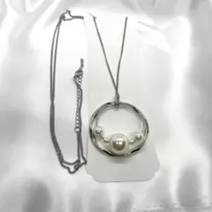 大粒パール×シルバーサークル ロングネックレス 華奢見え 洗練デザイン