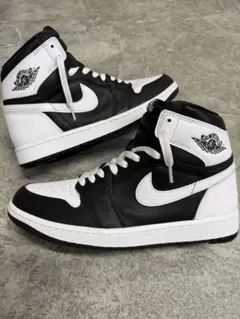 【新品未使用】Nike Air Jordan 1 Retro ブラックホワイト