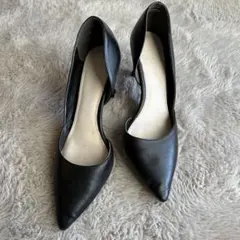 黒 ポインテッドトゥ ハイヒール