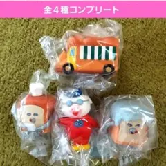 パンどろぼうフィギュア5ガチャ　ガチャガチャ　ほっかほっカー　こぶた　何をする