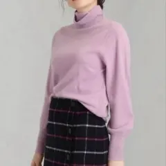 green label relaxing 　カシミヤタートルネックニット