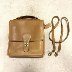 逸品】5180 オールドコーチ Metropolitan Brief Bag - メルカリ