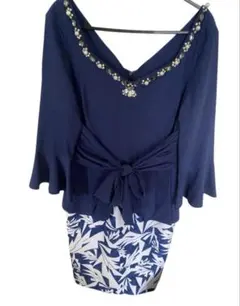 美品　ソブレ　sobre ネイビーフリル袖ビジュー装飾ドレス　ナイトドレス