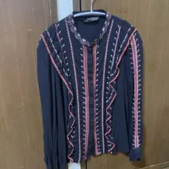 ZARA WOMAN 長袖　フリル付き黒シャツ 長袖