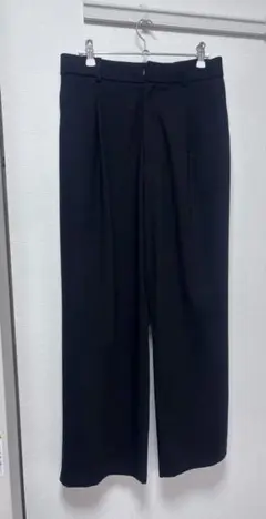 【UNIQLO 】タックワイドパンツ ブラック　Lサイズ
