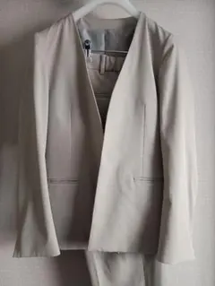 スーツセレクト　ノーカラースーツ