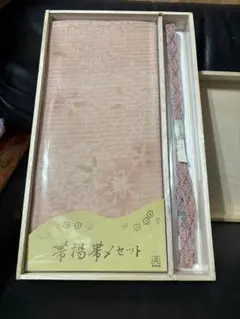 新品未使用　共箱付き　帯締め帯揚げセット　ピンク