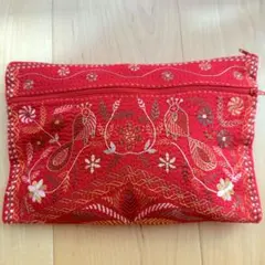 新品未使用◎両面手刺繍 ハンドメイド刺繍ポーチ 巾着のサムネイル
