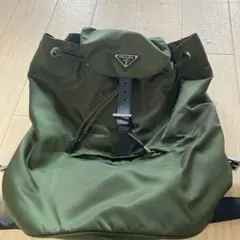 PRADA オリーブグリーン バックパック