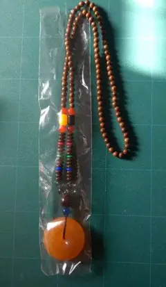 【新品未使用】天然石と木製ビーズのネックレス