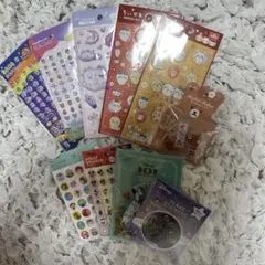 シール＆ファイル　ちいかわ　たまごっち　ディズニー　など　１０点セット