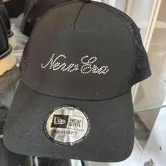 New Era ブラック トラッカーキャップ