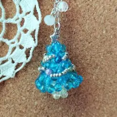 クリスマスツリー③　チャームストラップ　オーナメント　ビーズ　ハンドメイド
