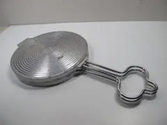 Item thumbnail for item f3c78ff1-9f2c-42f6-984e-c24dd9d99c30