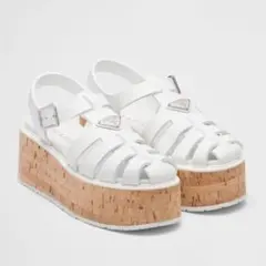 PRADA 厚底サンダル　ホワイト