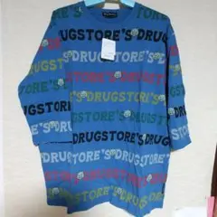 新品！ドラッグストアーズ 総柄立ちブタとロゴのシャツＦ青 七分袖