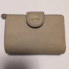 COACH ベージュ 二つ折り財布