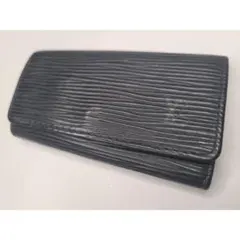 ルイヴィトン エピ ミュルティクレ4 キーケース ブラック黒 M63822