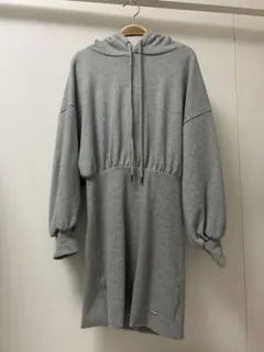 Chico フードスウェットリブミニワンピ