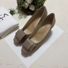 銀座ヨシノヤ　FRESCA GINZA パンプス 23.5cm ベージュのサムネイル