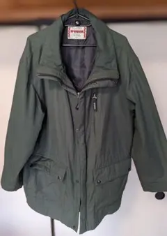 Item thumbnail for item fd4e5c6c-d396-467b-8201-cdc9cd401e0a