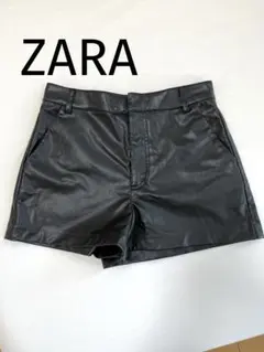 ZARA 黒 合成皮革 ショートパンツ Sサイズ