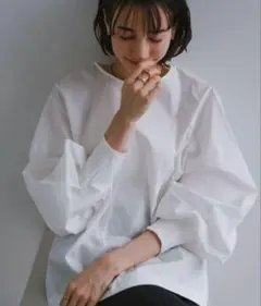 エバーネイビー　ボリューム袖ブラウス　ホワイト　Mのサムネイル