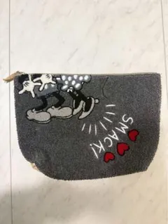 ディズニー　刺繍ポーチ