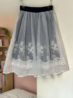 axes femme ポエティック♡花刺繍チュールスカート♡Mサイズのサムネイル