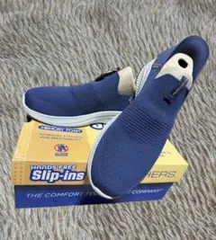 SKECHERS Hands Free Slip-Ins ネイビー