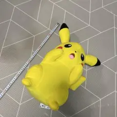 ポケモン ピカチュウ ぬいぐるみ