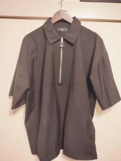 HARE ブラック 半袖シャツ ジッパー付き